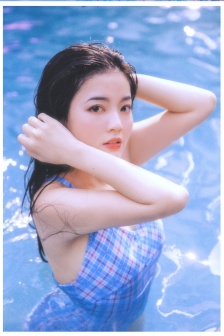 漂亮的老板娘